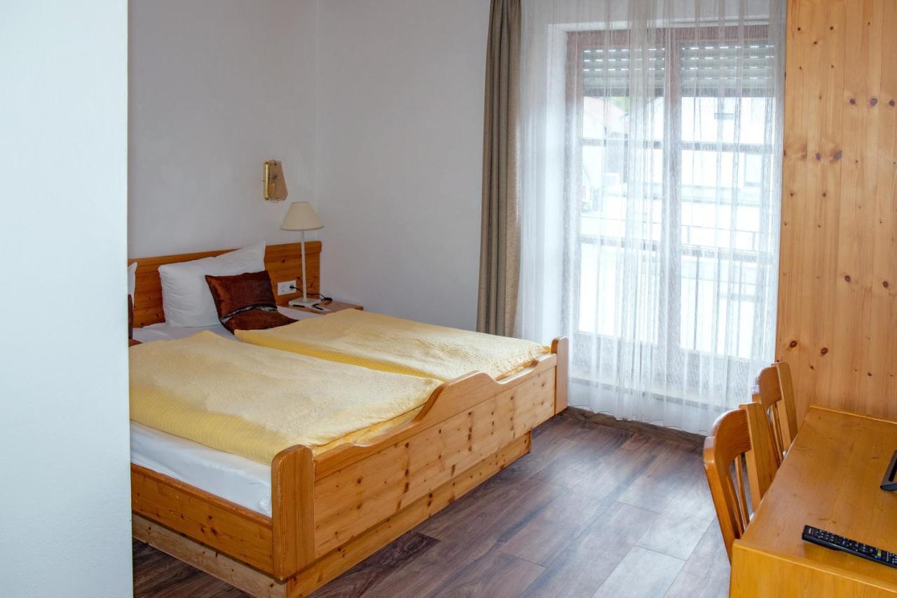Roemercastell Wirtshaus & Hotel Bohming Bagian luar foto